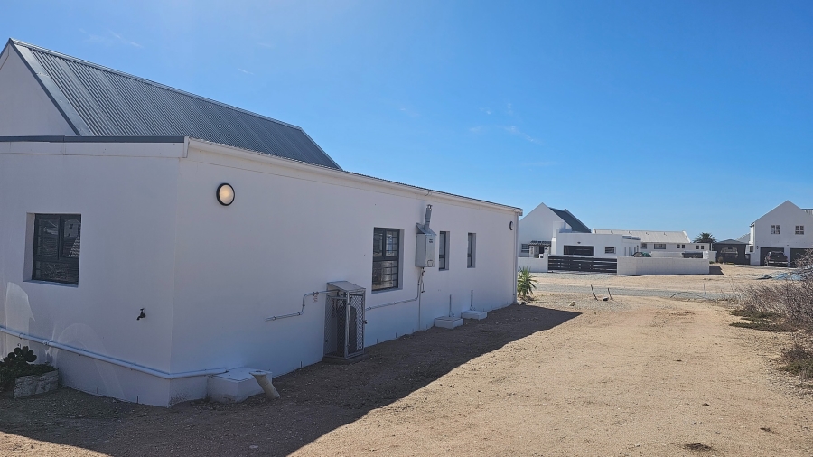 2 Bedroom Property for Sale in Harbour Lights Western Cape